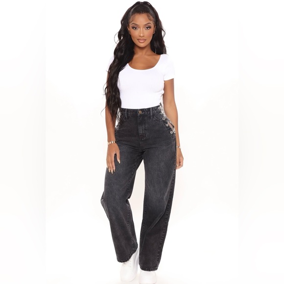 BRAND NEW W/TAGS Side Chain Jeans - Picture 4 of 10